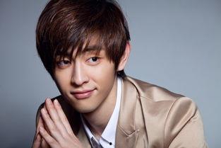 邓伦的所有照片,光影交织,魅力四溢的视觉盛宴